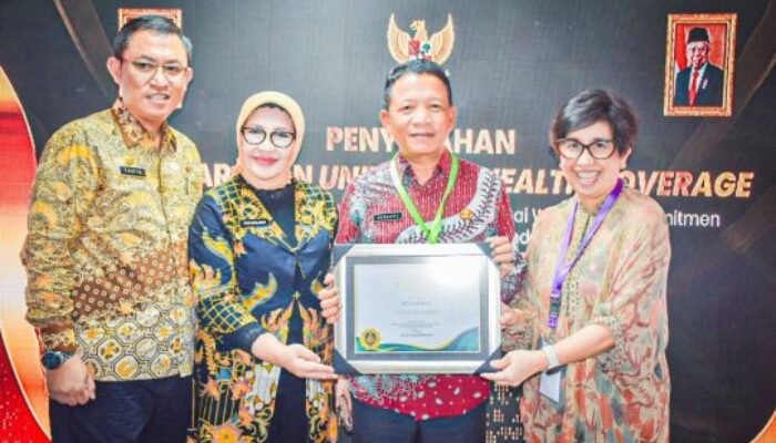 Dapat UHC Award 2024, Begini Ungkapan Dan Harapan Kepala Dinas Kesehatan Kota Bekasi