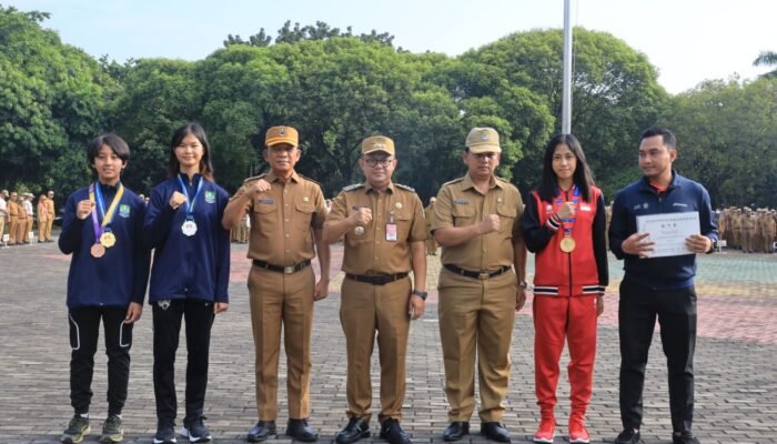 Pemkot Bekasi Berikan Penghargaan, Apresiasi Kinerja Pejabat Kepala Daerah Tahun 2024