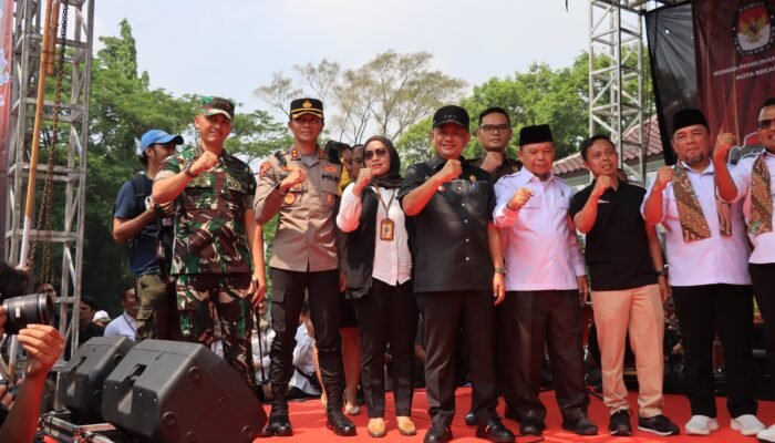 Kampanye Damai Pilkada Bekasi 2024: Wakapolres Metro Bekasi Kota Hadir Bersama Pejabat Terkait
