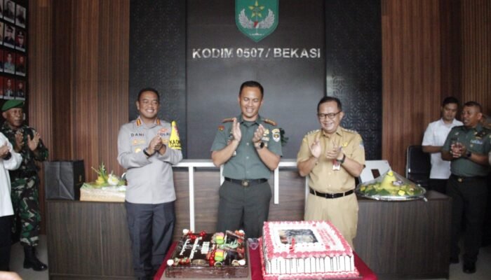 Forkopimda Kota Bekasi Datangi Kodim 0507/Bekasi Ucapkan Selamat HUT Ke-79 TNI