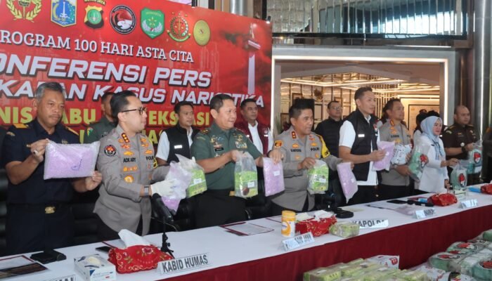 Polda Metro Berhasil Gagalkan Peredaran 207 Kg Sabu Dan 90.000 Butir Ekstasi Jaringan Internasional