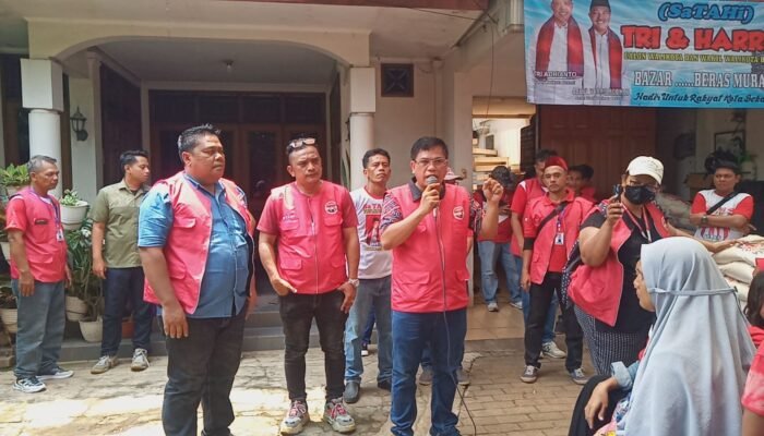 Tebus Murah Beras di 3 Kecamatan, Relawan SaTAHI Bergerak Menangkan Tri Adhianto dan Harris Bobihoe