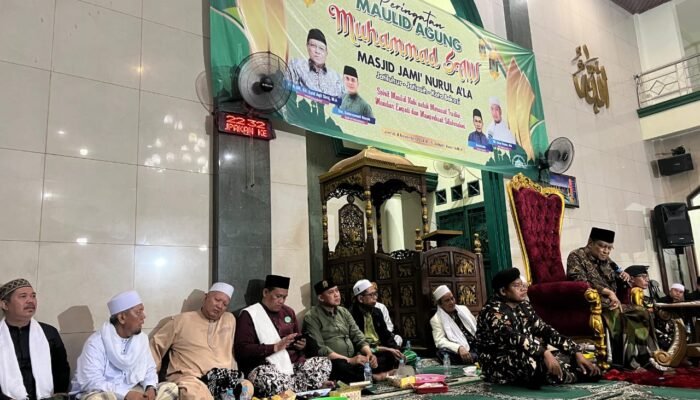 KH. Said Aqil Siroj Doakan Tri Adhianto di Pilkada Bekasi 2024