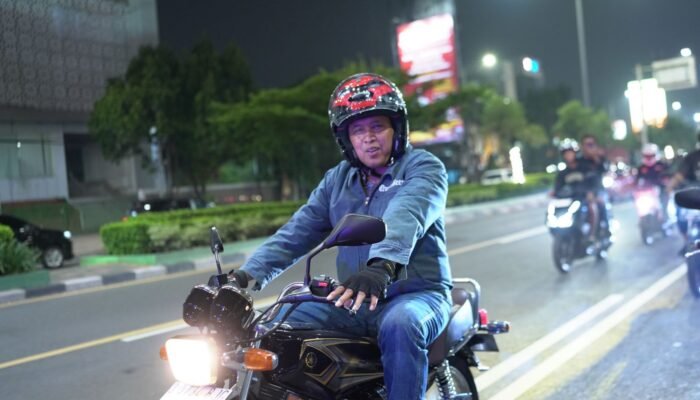 Tri Adhianto Gaet Hati Anak Motor Lewat Night Ride di Bekasi