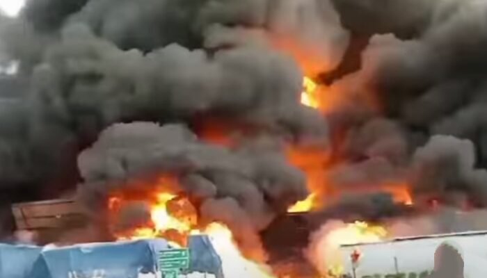 PT Priscolin Terbakar Hebat di Pagi Awal November