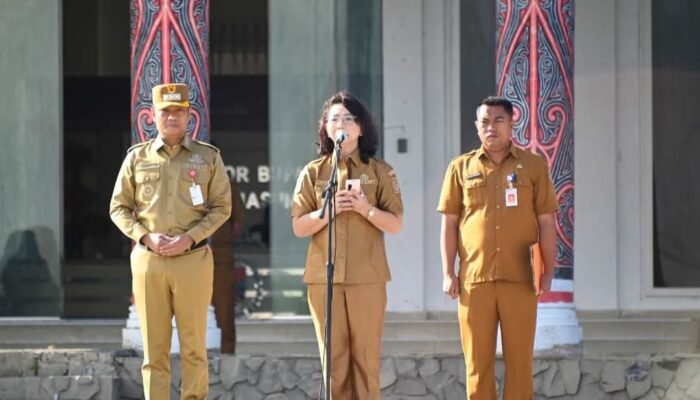Bupati Humbang Hasundutan Pimpin Apel Gabungan Perdana Lintas OPD Bersama Kepala Desa