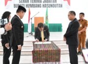 Sertijab Bupati Humbang Hasundutan, Oloan – Rebeka: Siap Bekerja sepenuh hati