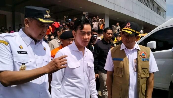 Dampingi Wapres Gibran, Wali Kota Bekasi Pastikan Pelayanan Terbaik Untuk Warga Pasca Banjir