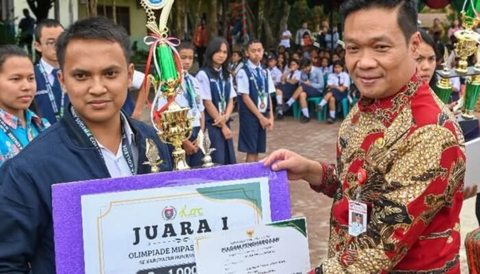 Pemkab Memberikan Apresiasi Pelaksanaan Olimpiade MIPAS 2025 di Humbahas