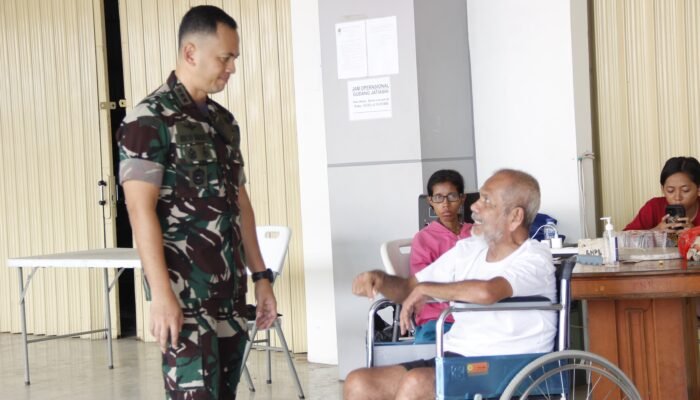 Dandim 0507/Bekasi Tinjau Lokasi Pengungsian Korban Banjir di BNPB Jatiasih dan Koramil 04/Jatiasih