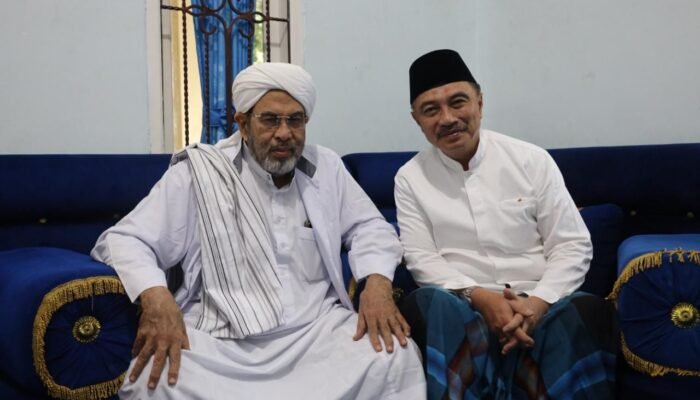 Temui Tokoh Ulama, Wawali Harris Bobihoe Sampaikan Pererat Silaturahmi dan Rajut Toleransi
