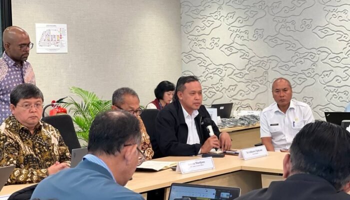 Wali Kota Bekasi Hadiri FGD Implementasi Waste to Energy untuk Atasi Kedaruratan Sampah