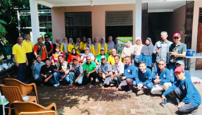 Pendampingan Binaan DLH Kota Bekasi ke BSU Sapta Pesona Jatiluhur: Pelopor Ekonomi Sirkular Berbasis Maggot 