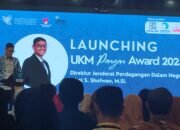 Kepala Dinas Perdagangan Dan Perindustrian Kota Bekasi Hadiri Launching UKM Award