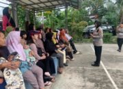 Sosialisasi Tertib Lalu Lintas Polres Metro Bekasi Kota di RW. 13 Duren Jaya
