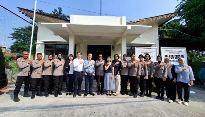 Polisi Jepang (JICA) Kunjungi Polsub Sektor Pekayon Polres Metro Bekasi Kota