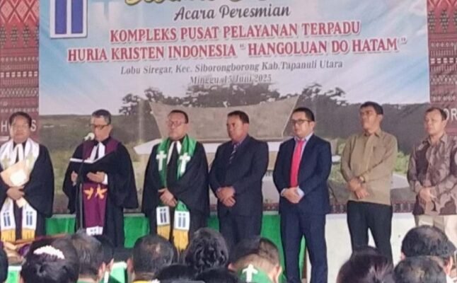 Ephorus Firman Sibarani Resmikan dan Lantik Pengurus Pusat Pelayan Terpadu HKI Hangoluan Do Hatam
