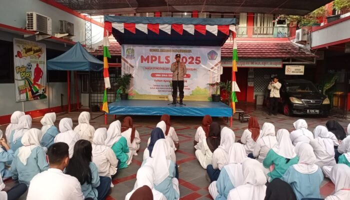 Police Go To School, Kapolsek Bekasi Barat Pembinaan dan Penyuluhan di SMK Bina Siswa Utama