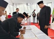 Walikota Bekasi,Tri Adhianto lantik M Aldo Sirait dan David Menjadi Direktur di Dua BUMD