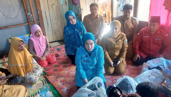 Baznas Salurkan Bantuan Program “Palembang Cerdas” dikelurahan Ogan Baru Kertapati