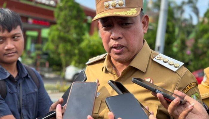 Jam Masuk Sekolah Kembali ke Pukul 07.00, Wali Kota Bekasi: Kita Sesuaikan dengan Kondisi Nyata di Lapangan