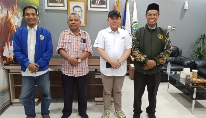Bicarakan Soal Guru Agama Kristen, Wakil Ketua DPRD Kota Bekasi Faisal Menerima Pengurus PGIS